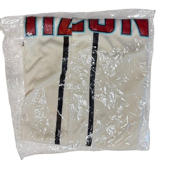 Vintage-Style White & Red Sports Jersey XL 100% Polyester Made In China - Picture 5 of 6